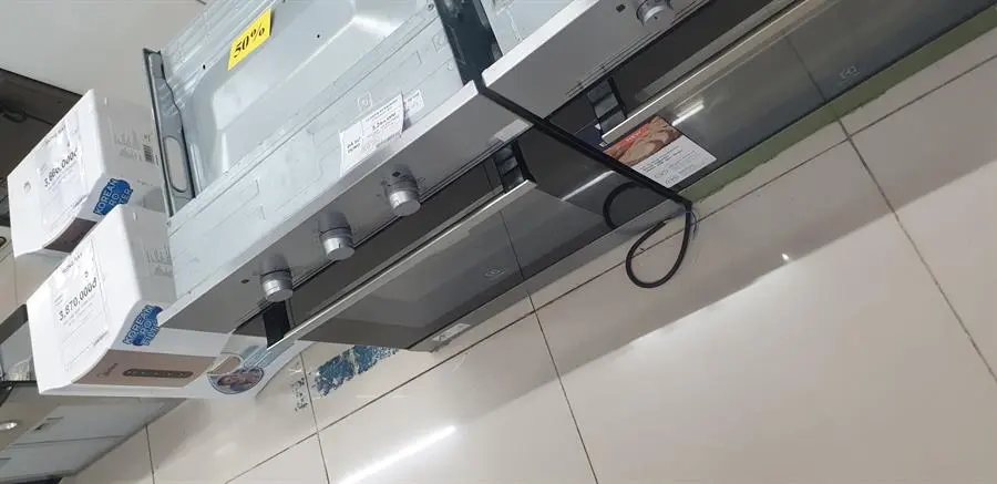 Khách hàng review Bếp từ 4 vùng nấu lắp âm Electrolux EHXD875FAK 7400W 3