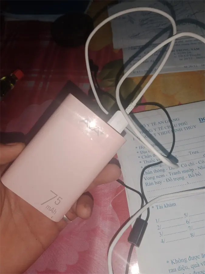 Khách hàng review Pin sạc dự phòng 7500 mAh 10W AVA  LJ JP199 11