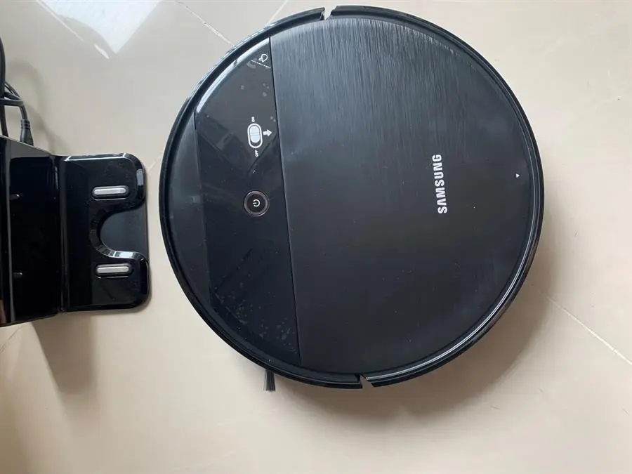 Khách hàng review Robot hút bụi lau nhà Samsung VR05R5050WK/SV 29