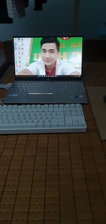 Khách hàng review Laptop HP Pavilion 15 eg2059TU i5 1240P/8GB/256GB/Win11 (6K789PA) 1