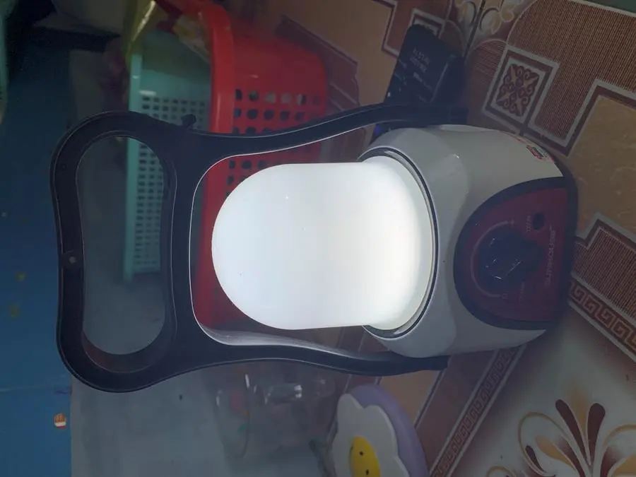 Khách hàng review Đèn sạc Sunhouse SHE-6848LA 2