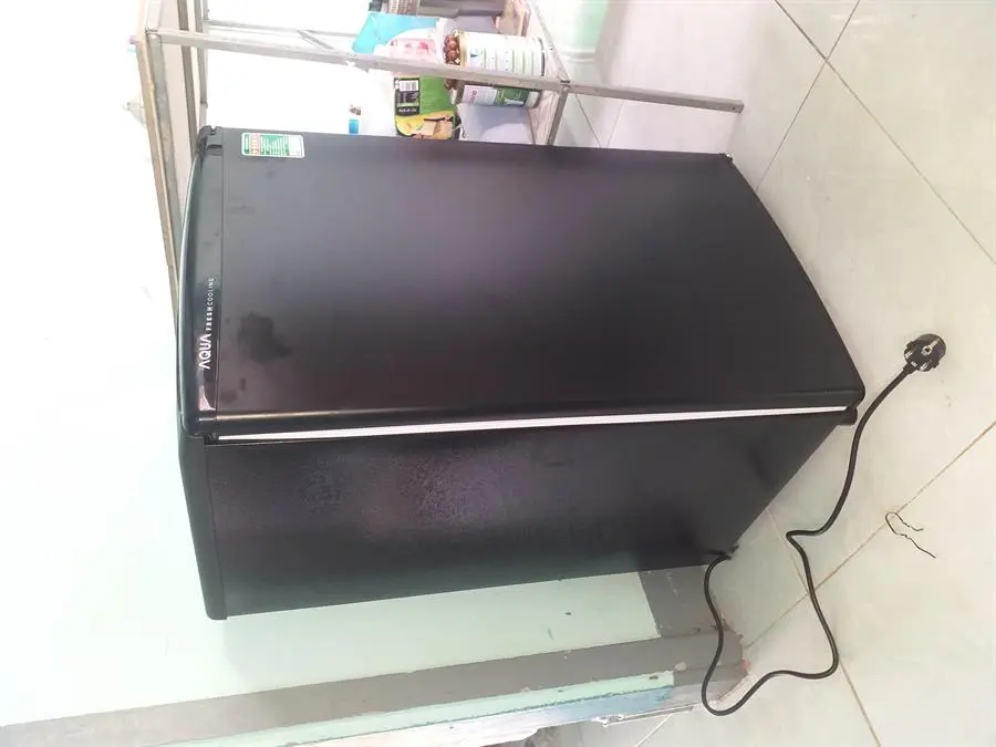Khách hàng review Tủ lạnh Aqua 90 lít AQR-D99FA(BS) 51