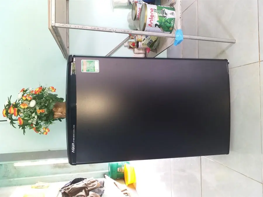 Khách hàng review Tủ lạnh Aqua 90 lít AQR-D99FA(BS) 50