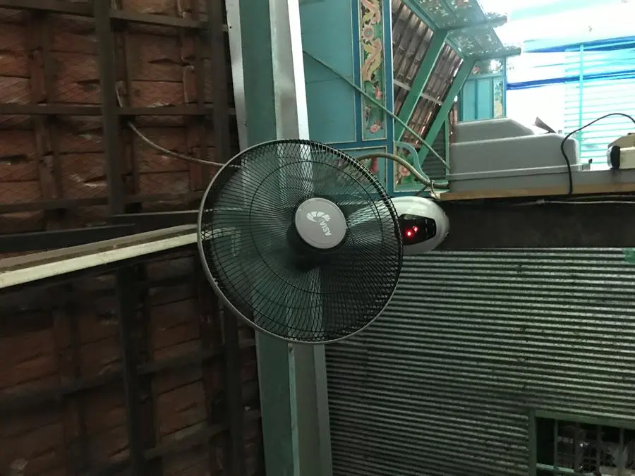 Khách hàng review Quạt treo tường Asia 3 cánh L16006-XV0 55W 6