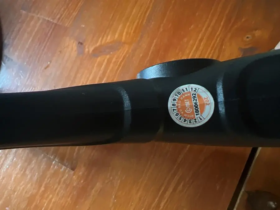 Khách hàng review Vợt muỗi Comet CP040 2