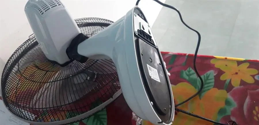 Khách hàng review Quạt treo tường Asia 3 cánh L16006-XV0 55W 5