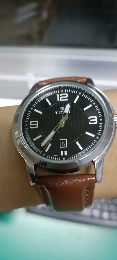 Khách hàng review Đồng hồ TITAN 42 mm Nam 1730SL02 2