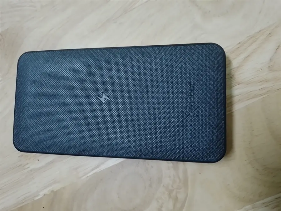 Khách hàng review Pin sạc dự phòng không dây Polymer 10.000 mAh Type C PD QC3.0 Xmobile PowerLite P106WD 2