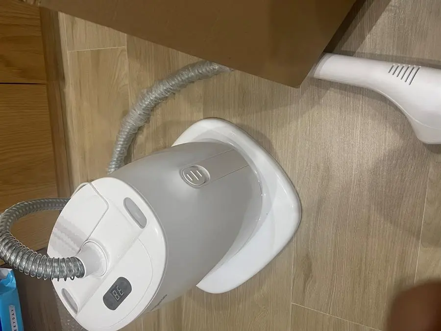 Khách hàng review Bàn ủi hơi nước đứng Kangaroo KG-75B8 1580W 9