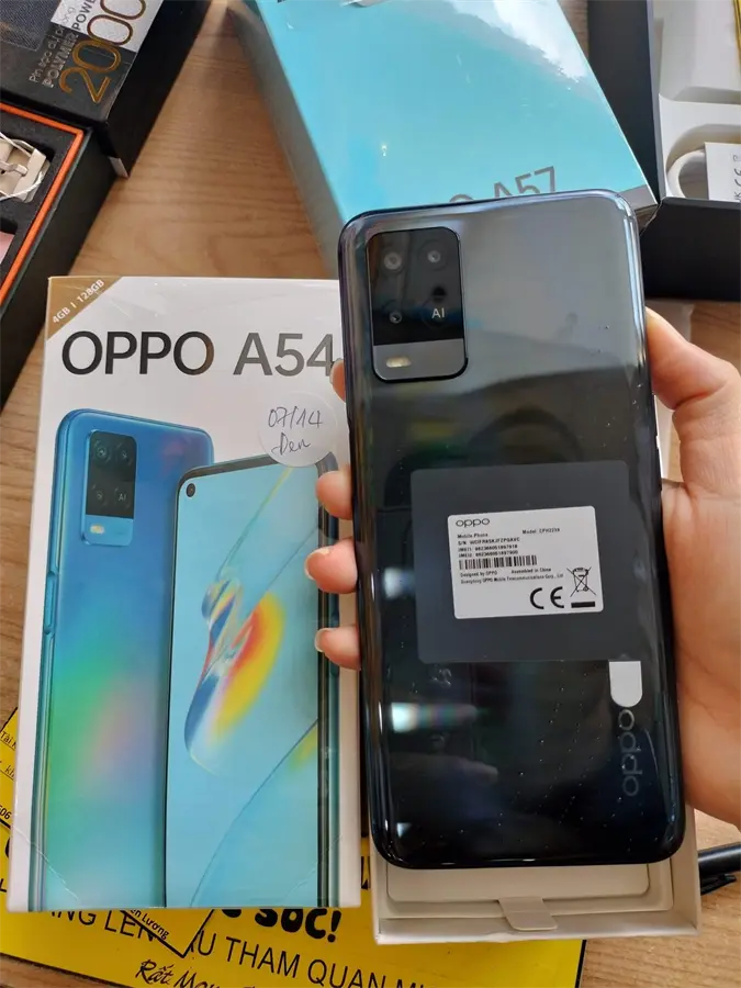 Khách hàng review Điện thoại OPPO A54 5