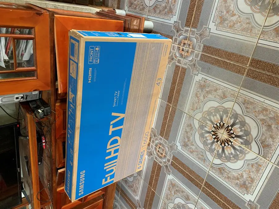 Khách hàng review Smart Tivi Samsung 43 inch UA43T6500 5