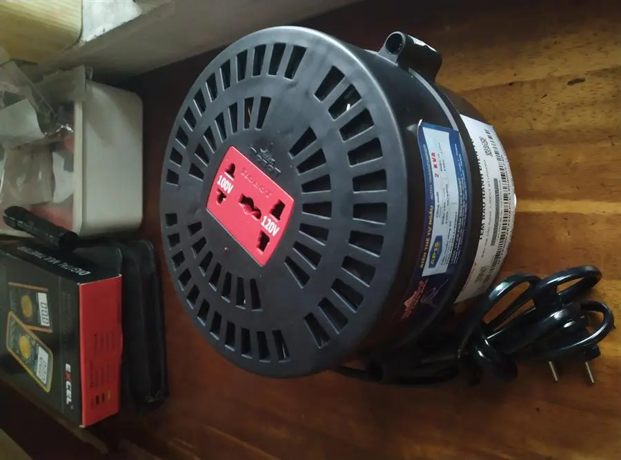 Khách hàng review Biến thế tròn Robot RT1P2000A 2KVA 2