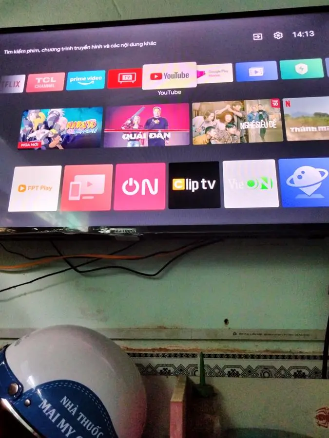 Khách hàng review Smart Tivi FFalcon 40 inch 40SF1 3