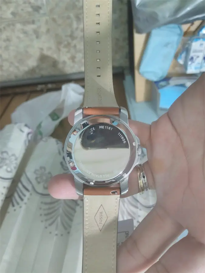 Khách hàng review Đồng hồ FOSSIL Carlie 42.9 mm Nam ME1161 3