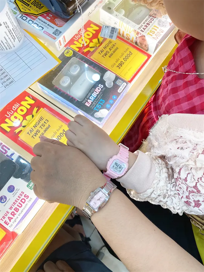 Khách hàng review Đồng hồ CASIO Timeless 21.4 mm Nữ LTP-1165A-4CDF 3