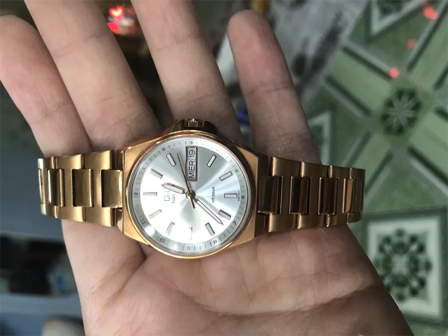 Khách hàng review Đồng hồ Q 1