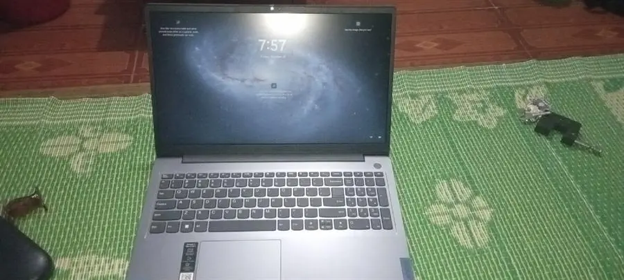 Khách hàng review Laptop Lenovo Ideapad 3 15ITL6 i3 1115G4/8GB/512GB/Win11 (82H801NEVN) 3