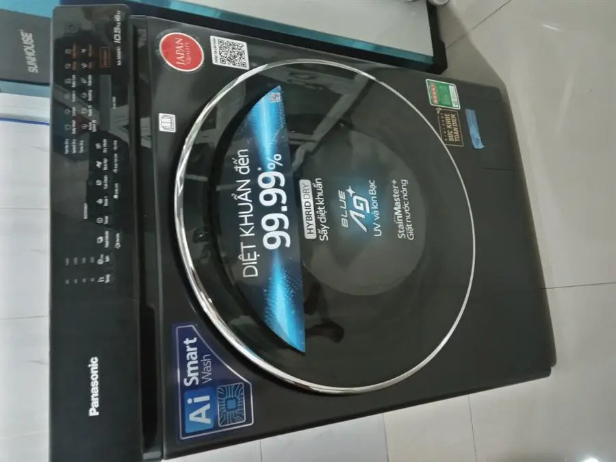 Khách hàng review Máy giặt sấy Panasonic Inverter giặt 10.5 kg - sấy 6 kg NA-S056FR1BV 17