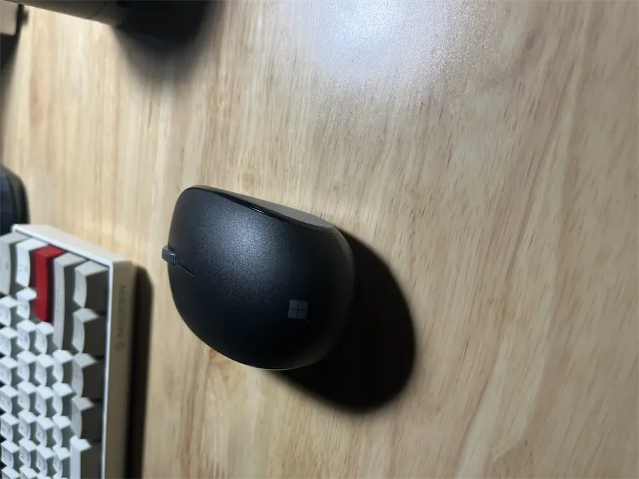 Khách hàng review Chuột Bluetooth Microsoft RJN 1