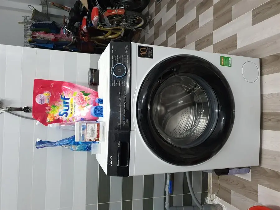Khách hàng review Máy giặt Aqua Inverter 8 KG AQD-A800F W 10