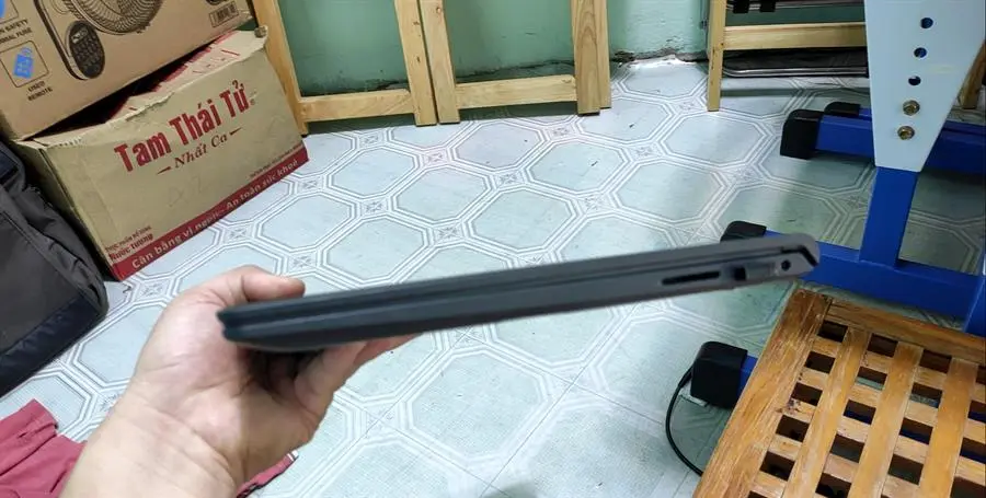 Khách hàng review Laptop Dell Inspiron 15 3511 i3 1115G4/8GB/256GB/OfficeHS/Win11 (P112F001EBL) 4