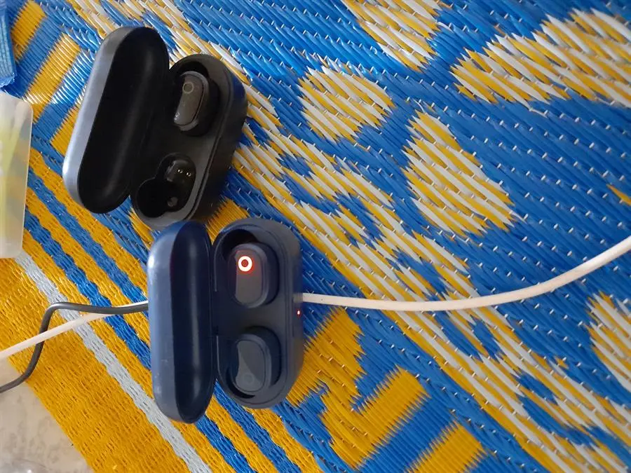 Khách hàng review Tai nghe Bluetooth True Wireless Mozard TS13 32