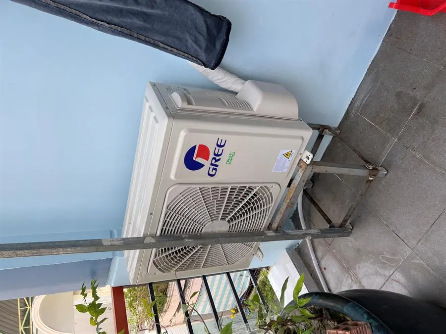 Khách hàng review Máy lạnh Gree Inverter 1 HP GWC09FB-K6D9A1W 3