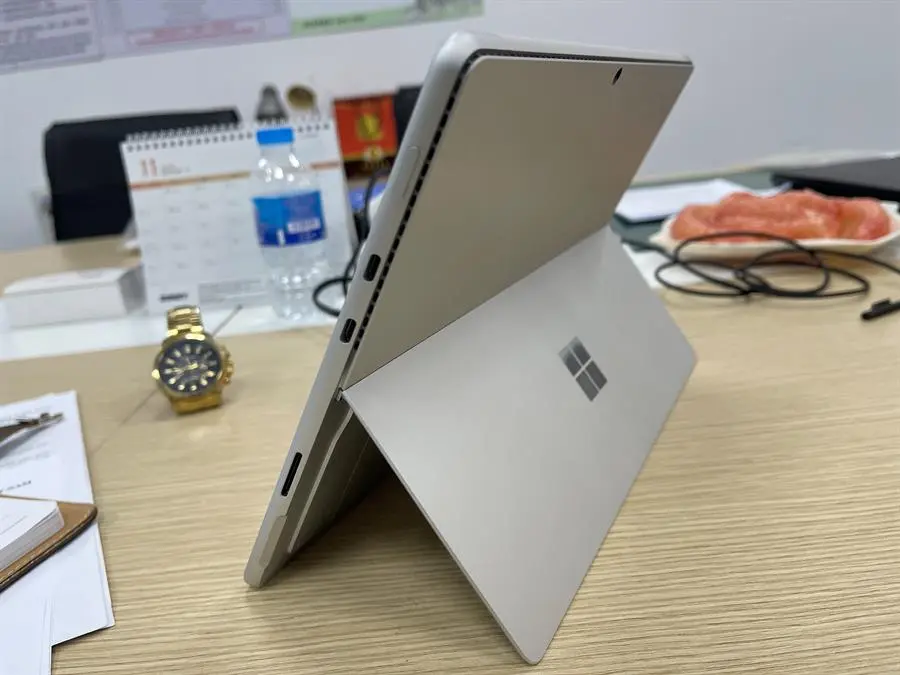 Khách hàng review Laptop Surface Pro 8 i5 1135G7/8GB/256GB/Touch/120Hz/Win11 3