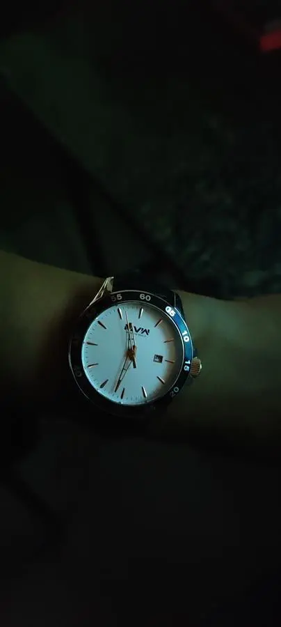 Khách hàng review Đồng hồ MVW 42 mm Nam ML038-01 7