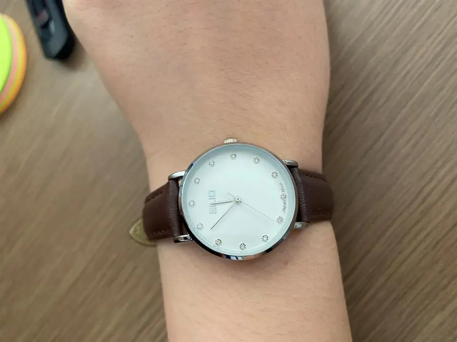 Khách hàng review Đồng hồ ELIO 29 mm Nữ EL111-02 1
