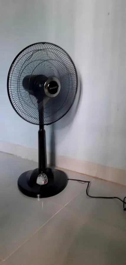 Khách hàng review Quạt lửng Sharp 3 cánh PJ-L40RV-DG 50W 2