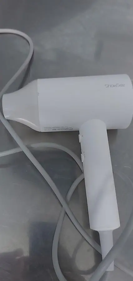 Khách hàng review Máy sấy tóc Showsee A1-W 2