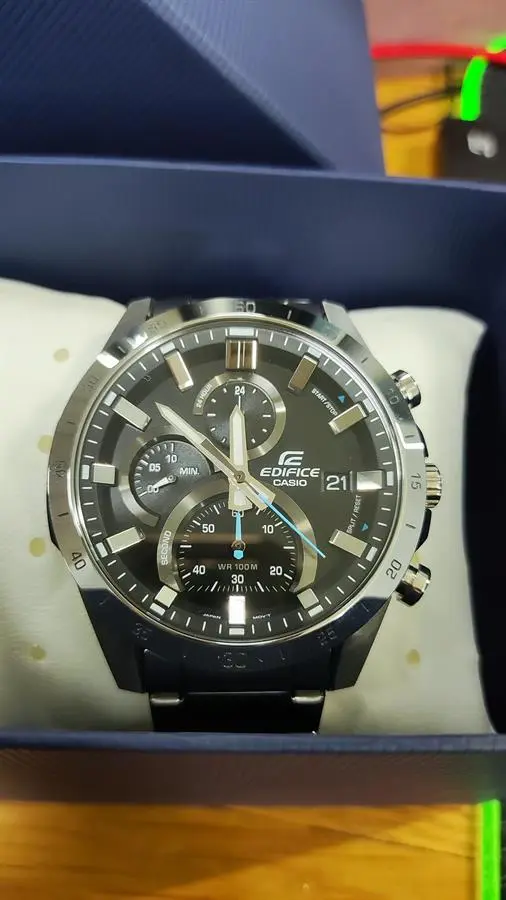 Khách hàng review Đồng hồ EDIFICE CASIO 47.1 mm Nam EFR-571D-1AVUDF 5