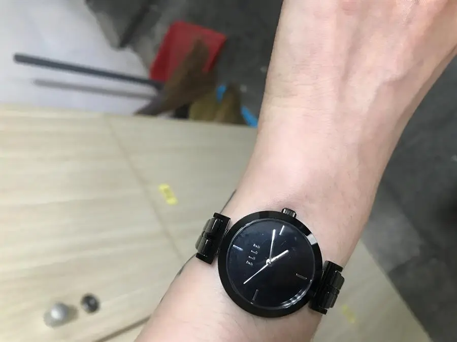 Khách hàng review Đồng hồ ELLE 30 mm Nữ ELL21052 2