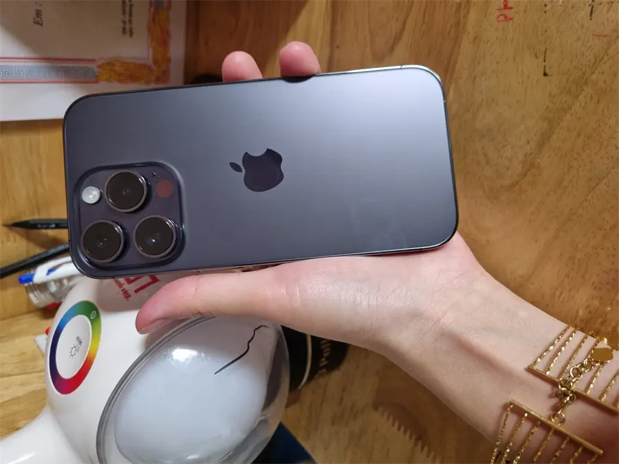 Khách hàng review Điện thoại iPhone 14 Pro 256GB 8