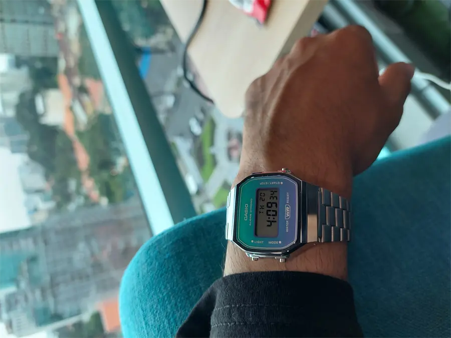Khách hàng review Đồng hồ Casio Vintage 38.6 x 36.3 mm Unisex A168WER-2ADF 1