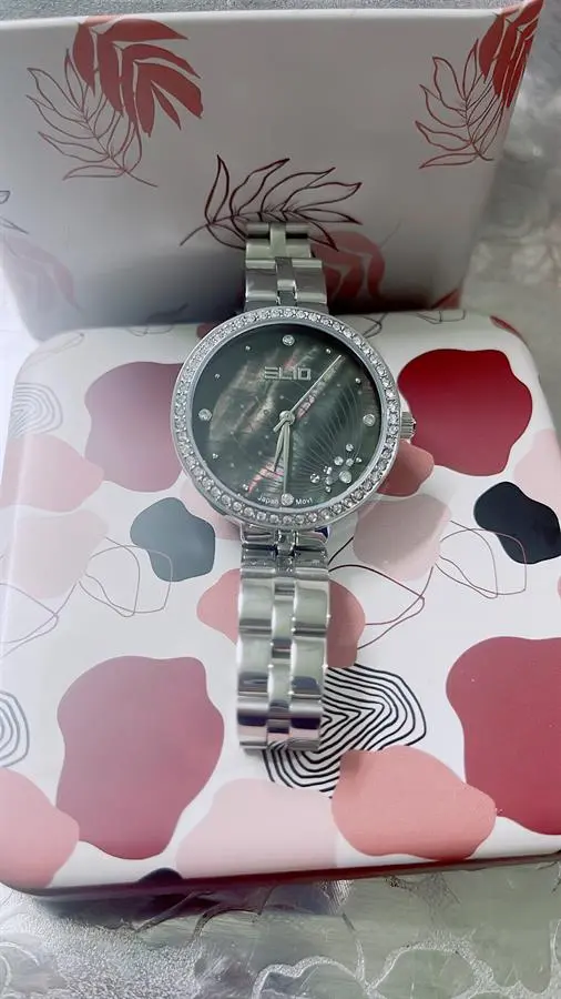 Khách hàng review Đồng hồ ELIO Flower 32 mm Nữ ES119-01 3