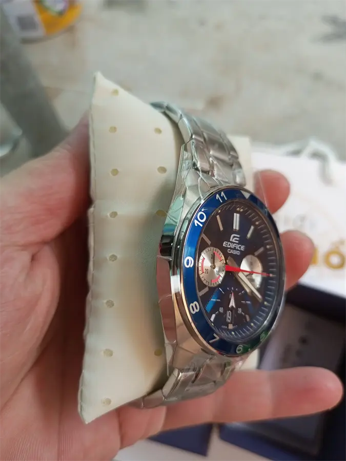 Khách hàng review Đồng hồ Edifice Casio 44 mm Nam EFV-590D-2AVUDF 1