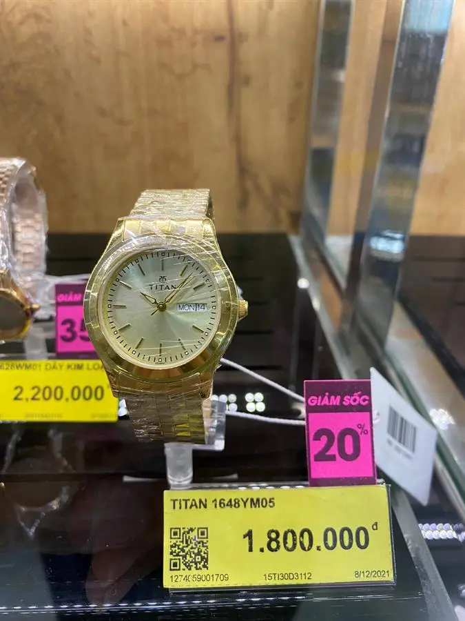 Khách hàng review Đồng hồ TITAN 35 mm Nam 1648YM05 1