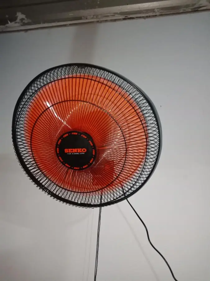 Khách hàng review Quạt treo tường Senko 7 cánh TC1622 65W 23