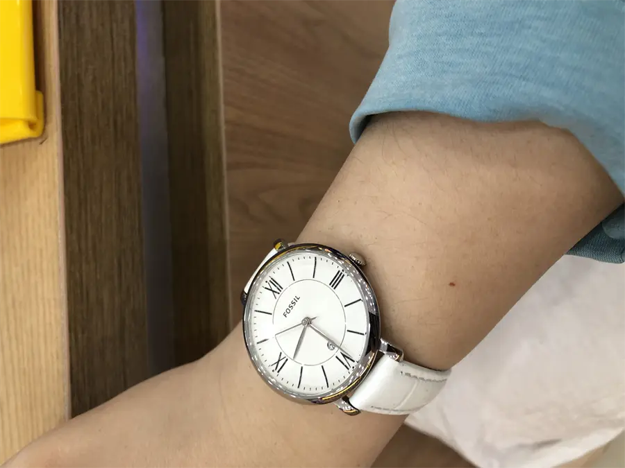 Khách hàng review Đồng hồ FOSSIL Carlie 35.7 mm Nữ ES3433 1
