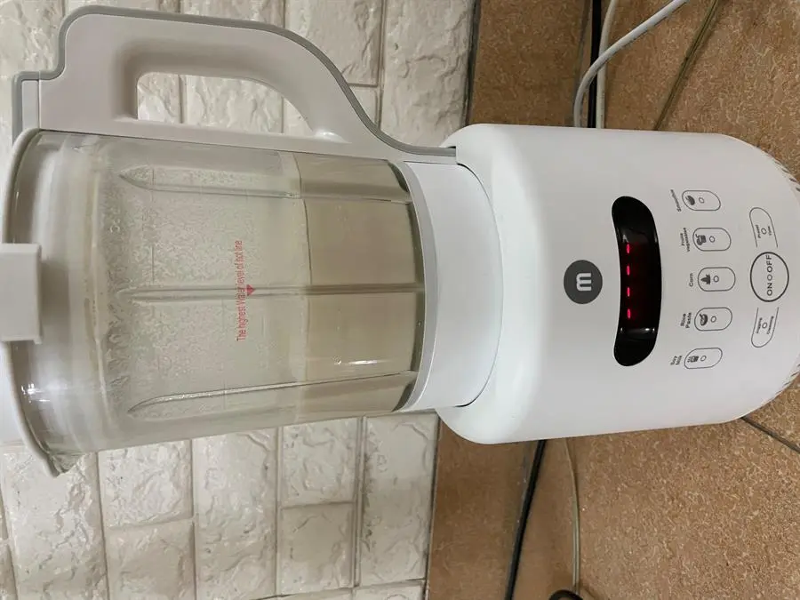 Khách hàng review Máy làm sữa hạt đa năng Mishio MK-270 9