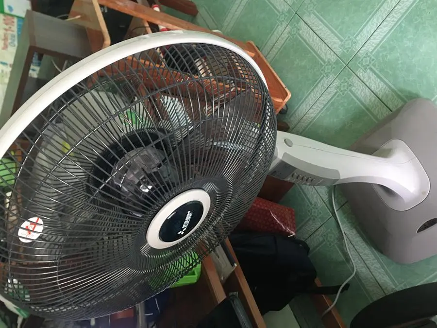 Khách hàng review Quạt đứng Mitsubishi Electric 3 cánh LV16-RA SF-GY 47W 12