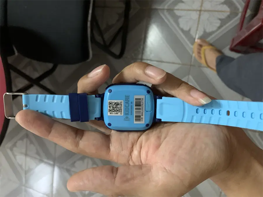 Khách hàng review Đồng hồ định vị trẻ em Kidcare 26 xanh 2