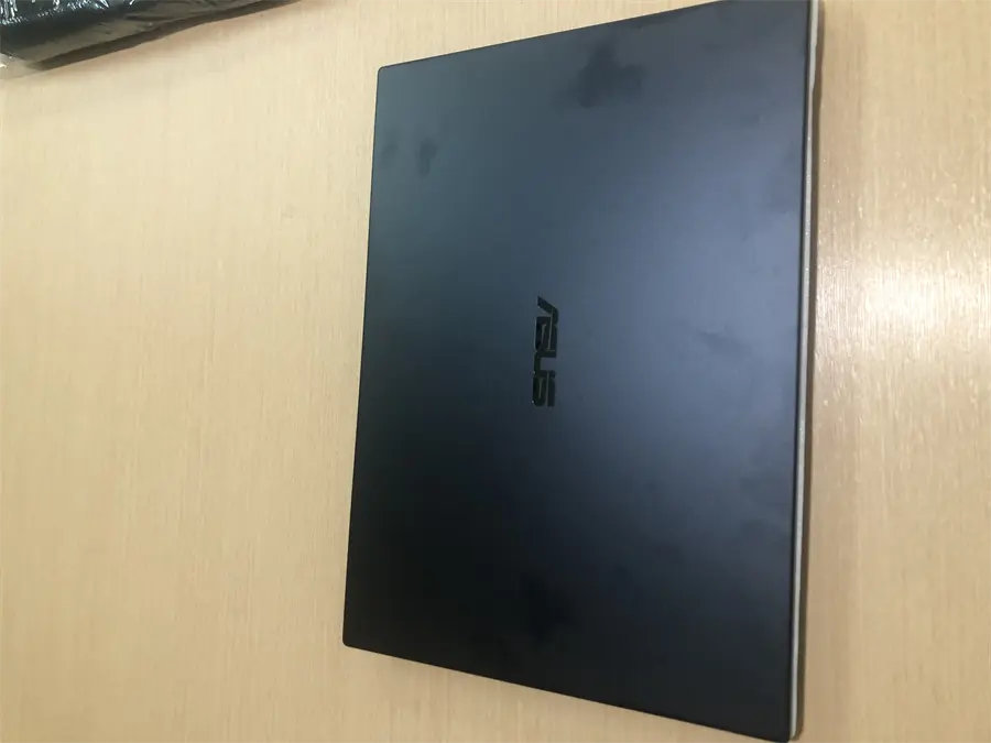 Khách hàng review Laptop Asus ExpertBook P2451F i3 10110U/4GB/256GB/Win10 (BV3136T) 2