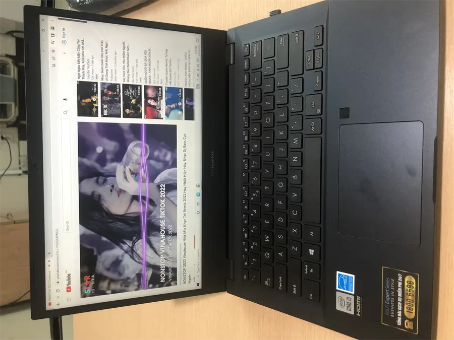 Khách hàng review Laptop Asus ExpertBook P2451F i3 10110U/4GB/256GB/Win10 (BV3136T) 3