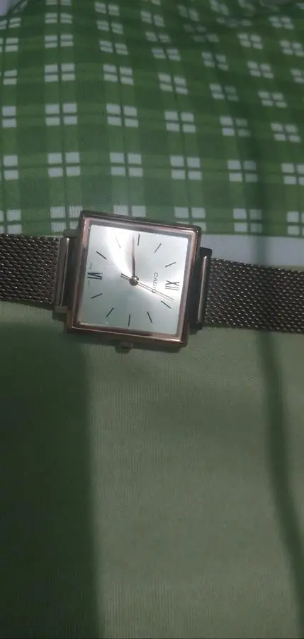 Khách hàng review Đồng hồ CASIO Timeless 25 mm Nữ LTP-E155MR-9BDF 1