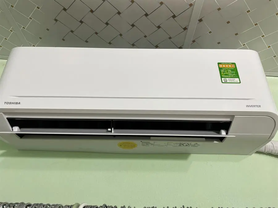 Khách hàng review Máy lạnh Toshiba 1 HP Inverter RAS-H10C4KCVG-V 15