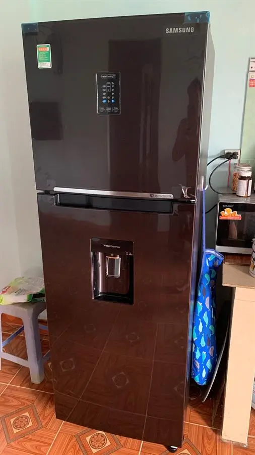 Khách hàng review Tủ lạnh Samsung Inverter 319 lít RT32K5932BY/SV 7