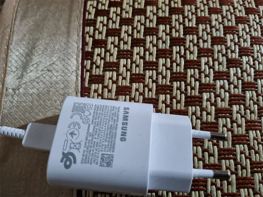 Khách hàng review Sạc nhanh Type-C PD 25W Samsung EP-TA800N 25